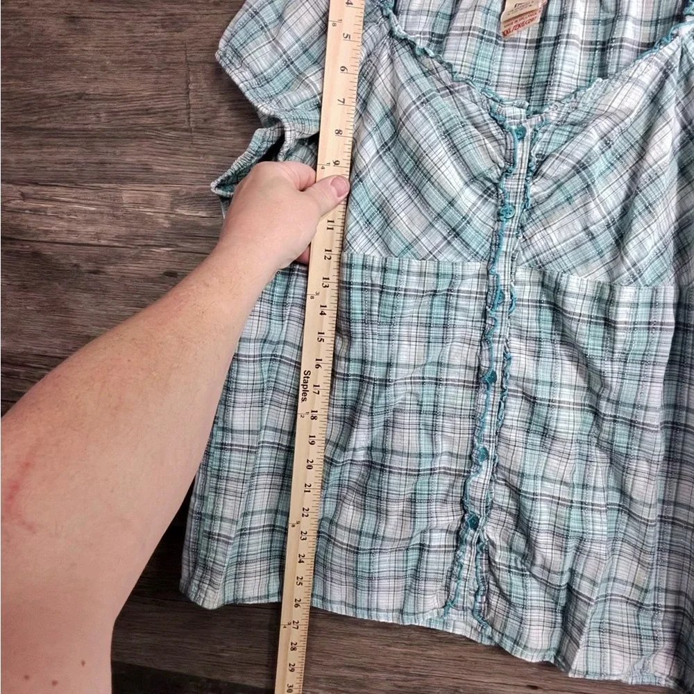 Faded Glory Blue and Green Plaid Blouse - Picture 9 of 9
